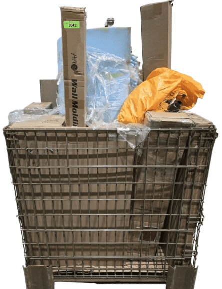 LONG AND OVERSIZED - Undeliverable freight Lot