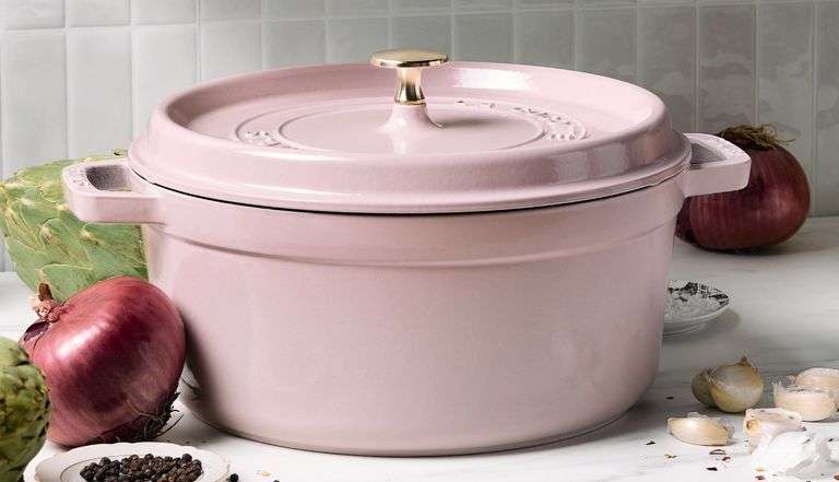 Staub Cast Iron Round Cocotte 5.5QT