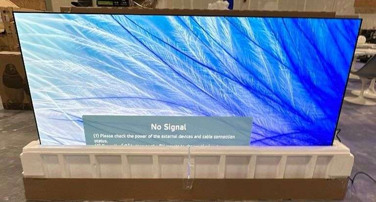 LG 77" OLED EVO TV Model 77C4