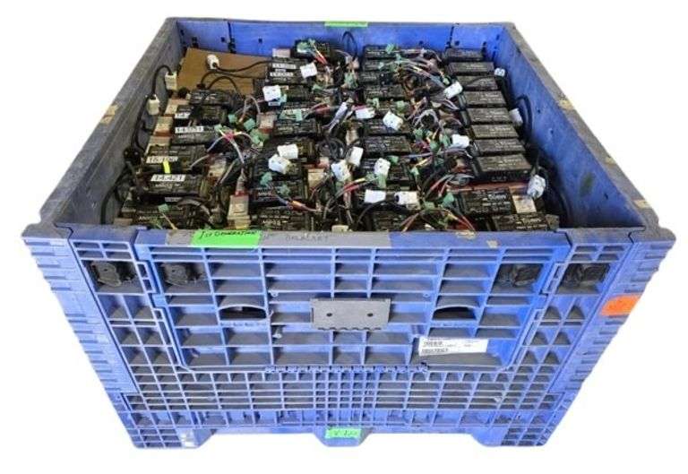 Pallet of 232 MOSS LED Cinque-LED DMX Dimmers With Power Supplies