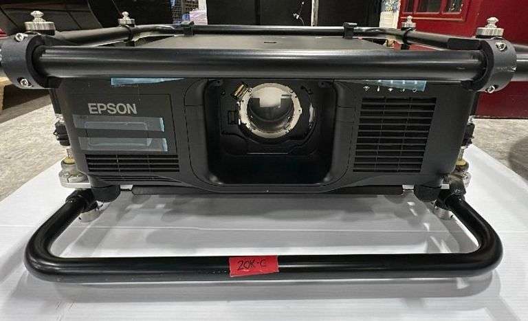 Epson EB-PU2220B 20K Laser Projector W / Warranty