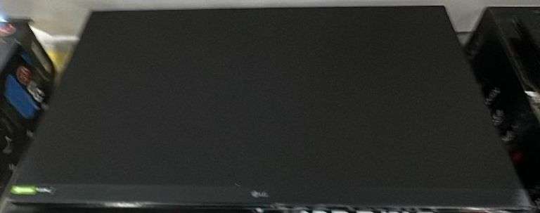 LG Ultra Gear 31.5" IPS Monitor