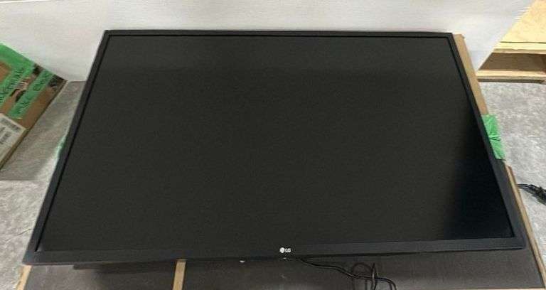 LG 32" 4K Monitor 32UK550