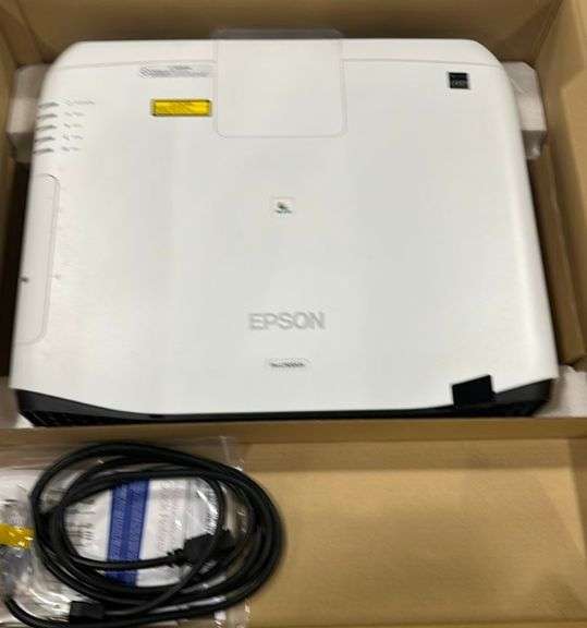Epson Pro L 1500UH Laser 3LCD Projector -Large Venue