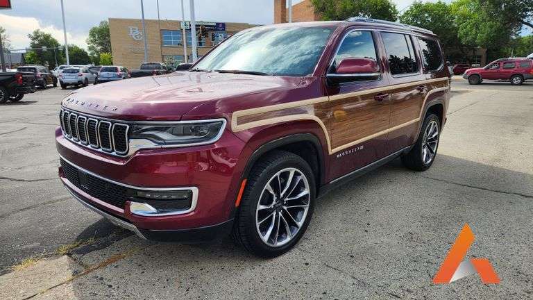 2022 Jeep Grand Wagoneer, VIN:  1C4SJVDT0NS104250, Burgundy