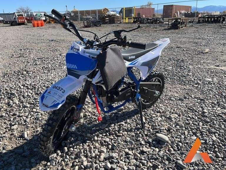 "Unused" Victor X-Pro Youth Dirt Bike
