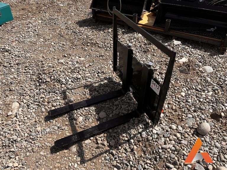 "Unused" 2025 GIYI  mini skid steer Skid steer forks