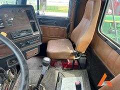 Inop Freightliner Semi