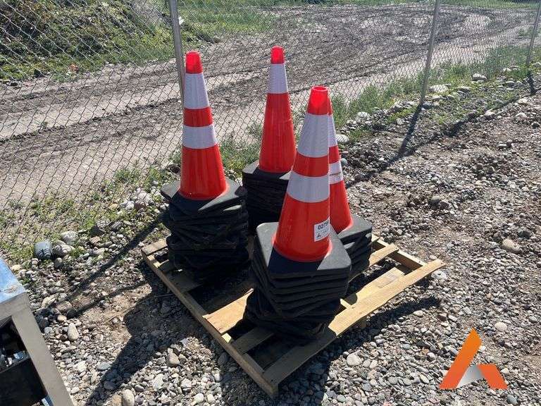 (40) New traffic cones