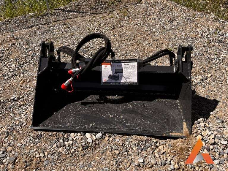 Unused 2025 Mini Skid Steer Combination Bucket, 48"