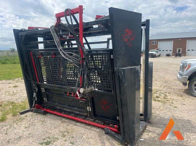 2W Hydraulic squeeze chute, Pump/motor included