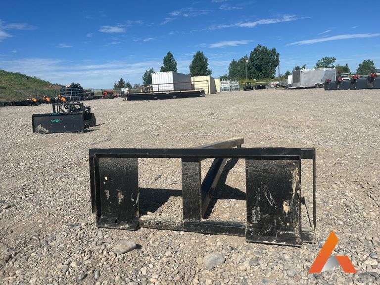 "Unused" 84" Lift boom skid steer attachment