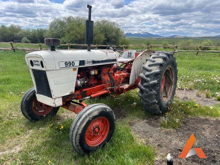 1971 Case 990 Tractor