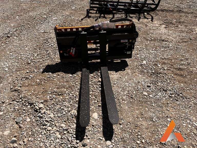 Unused 2025 Pallet Fork Hydraulic Adjustable 







Fork Rating:4,000 lbs
