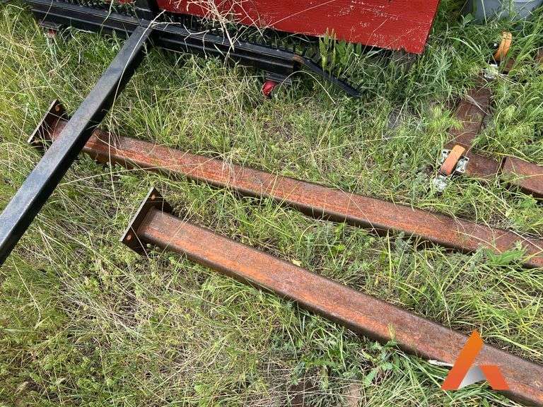 Rail System and Assorted Metal Pieces