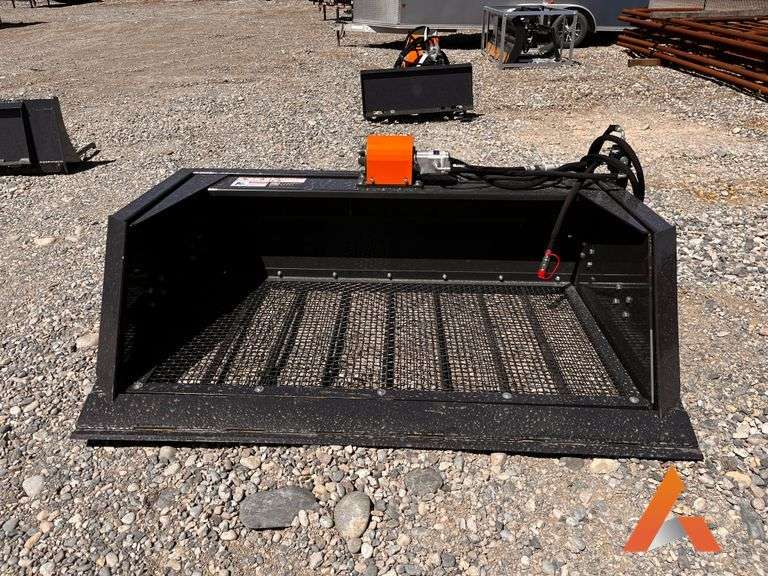 Unused 2025 Skid Steer Screening Bucket, 72"
