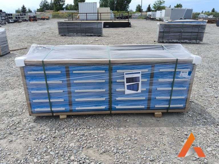 7' 20 Drawer Metal Work Bench