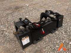 Unused 2025 Skid Steer Grapple Bucket Attachment 







Width:72 in