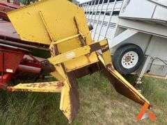 New Holland 1044 Bale Bed