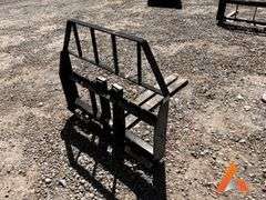 "Unused" 48" Kivel 3500# skid steer pallet fork attachment