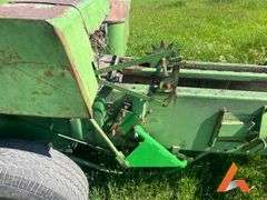 John Deere 467 Square Baler