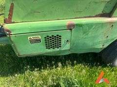 John Deere 467 Square Baler