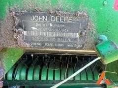 John Deere 535 Round Baler