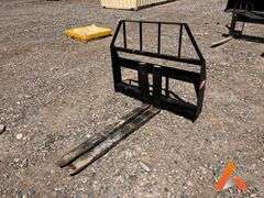 "Unused" 48" Kivel 3500# skid steer pallet fork attachment