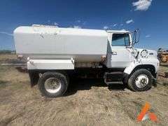 1990 Ford L9000 Water Truck, 2500 Gal.