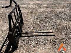 "Unused" 48" Kivel 3500# skid steer pallet fork attachment
