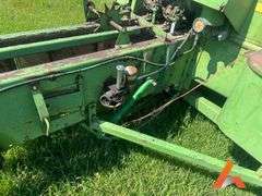 John Deere 467 Square Baler