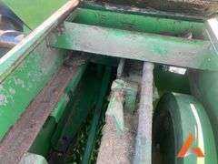 John Deere 467 Square Baler