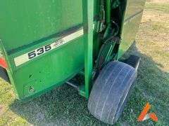 John Deere 535 Round Baler