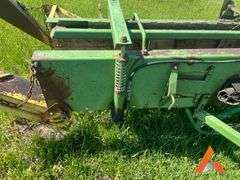 John Deere 467 Square Baler