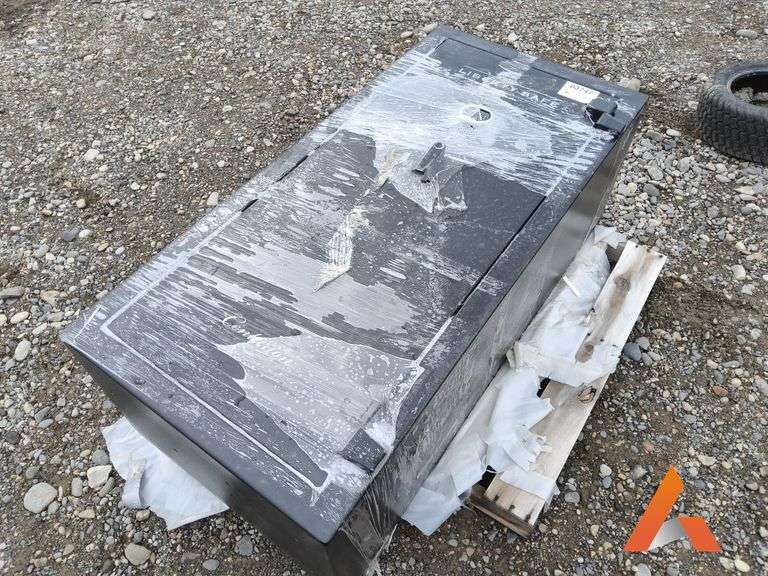 Liberty Centurion Safe, 5'