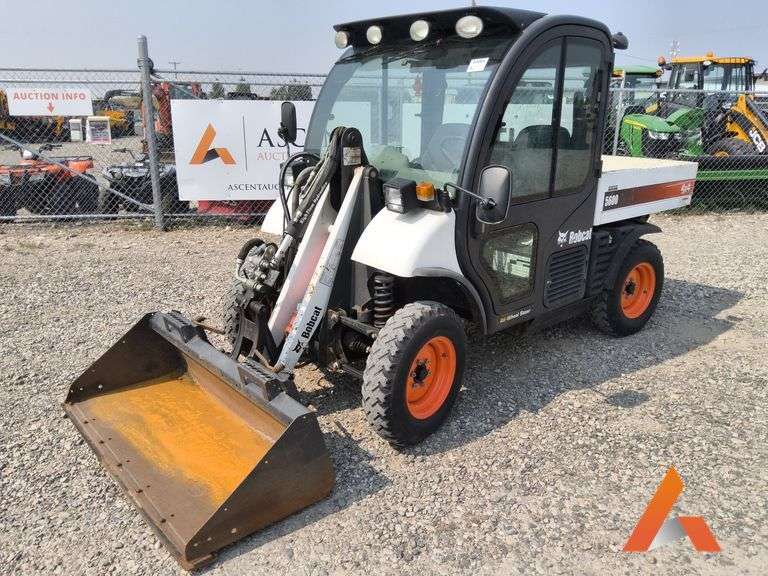 2011 Bobcat 5600 Tool Cat ATV, 4x4