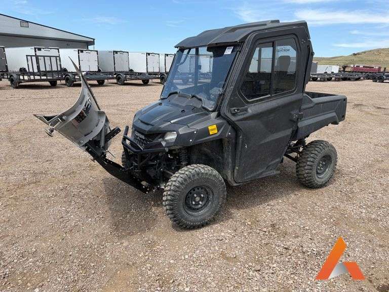 2023 Honda Pioneer SXS 700 M2 Side X Side