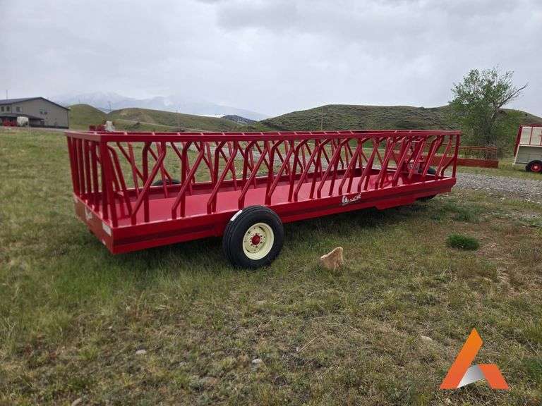 "Unused" 20' Apache Feeder Wagon