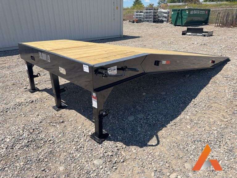 "Unused" Loading Ramp/loading Dock, 20'