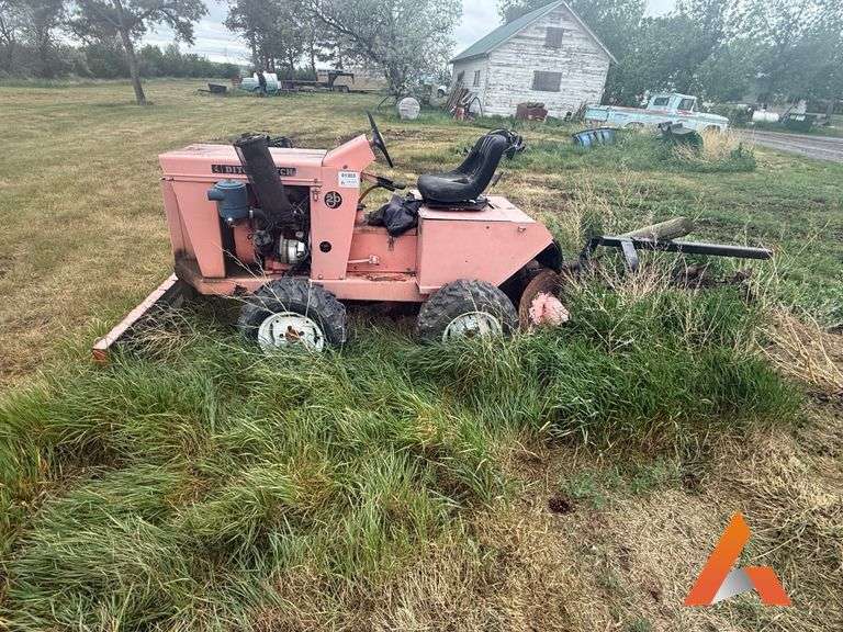 Ditchwitch J20 w/ Trailer