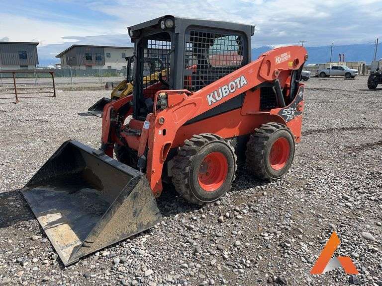 2017 Kubota SSV75 Skid Steer
