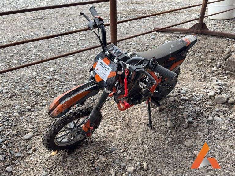 "Unused" X-Pro Four Stroke 40 CC Dirt Bike