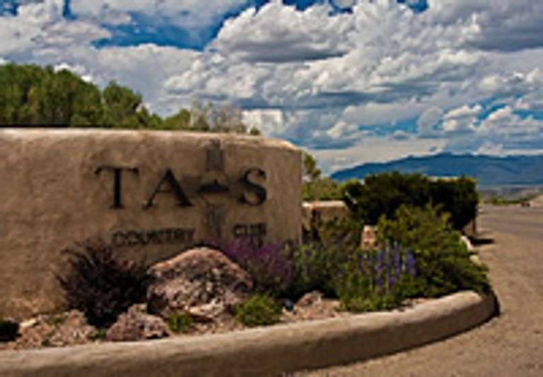42 Baird Drive, Ranchos de Taos NM 87557