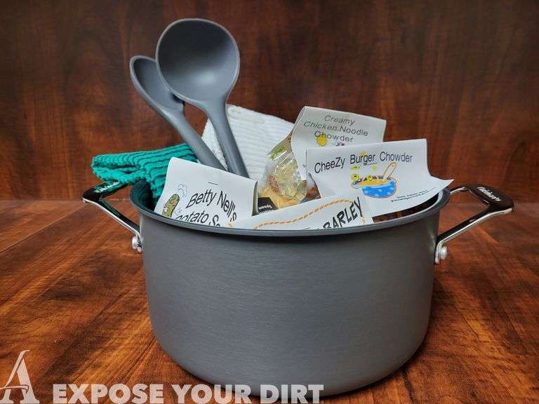 Warm and Cozy Soup Basket