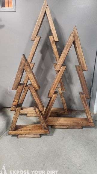 Seasonal Wooden Décor Trees