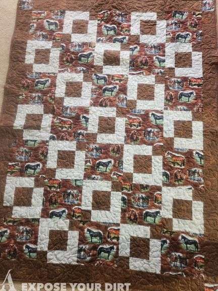 42"x56" horse pattern brown lap quilt