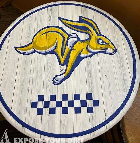 Outlaw Graphics - Jacks table