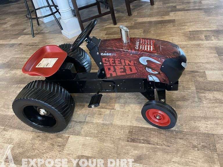 Case Kids Pedal Tractor