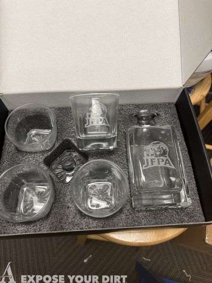JFPA Whiskey Set