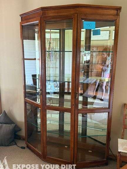 Stand Up China Cabinet with Mirrors